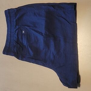 GAP Navy Shorts 3.5" Inseam - size XL